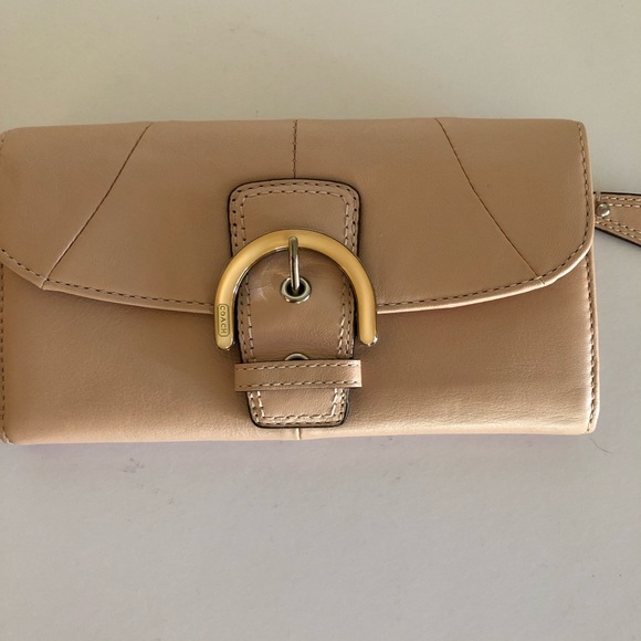 Coach leather wallet - Picture 2 of 5